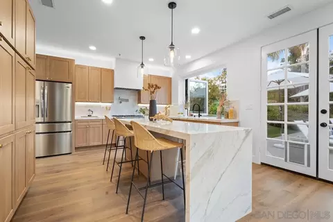Kitchen - 3205 Brookside Ln, Encinitas, CA 92024 photo 2 of 6