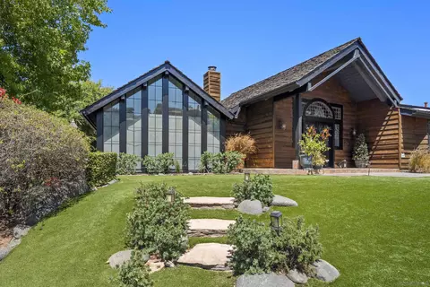 5052 Bluff Pl, El Cajon, CA 92020