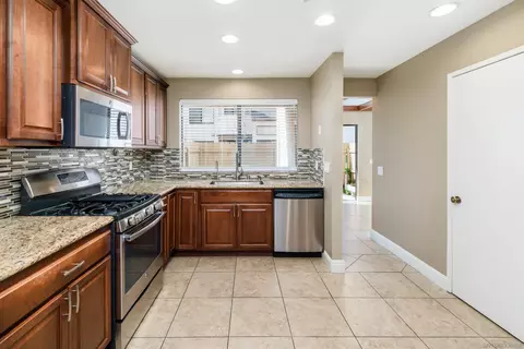 1530 Granite Hills Dr #E, El Cajon, CA 92019 photo 11
