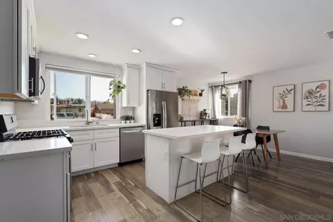 Kitchen - 13140 Leaila Ln, Poway, CA 92064 photo 2 of 2