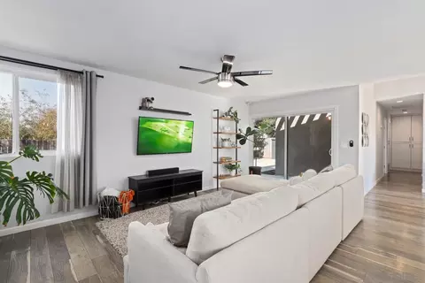 Living - 13140 Leaila Ln, Poway, CA 92064 photo 2 of 2