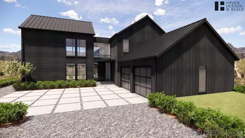 1200 Harbison Canyon Rd #1, El Cajon, CA 92019