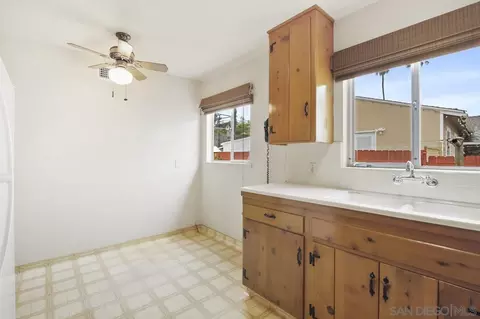 8070 Carlette St, La Mesa, CA 91942 photo 12