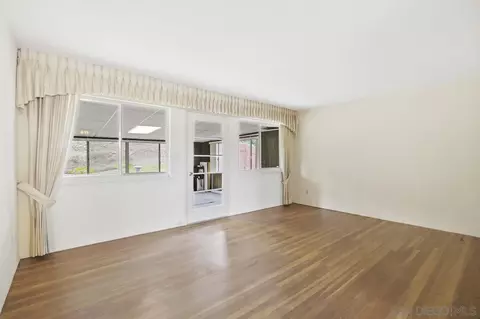 8070 Carlette St, La Mesa, CA 91942 photo 14
