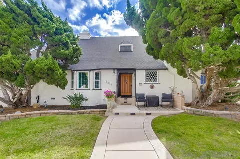2301 Plum St, San Diego, CA 92106