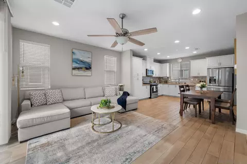 2572 S Escondido Blvd #810, Escondido, CA 92025
