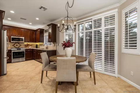 Dining - 2940 Sunhaven Ct, Alpine, CA 91901 photo 2 of 2