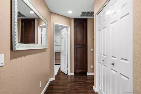 Entry Way - 2940 Sunhaven Ct, Alpine, CA 91901 photo 2 of 2