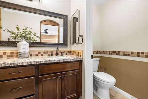 Bath - 2940 Sunhaven Ct, Alpine, CA 91901 photo 7 of 7
