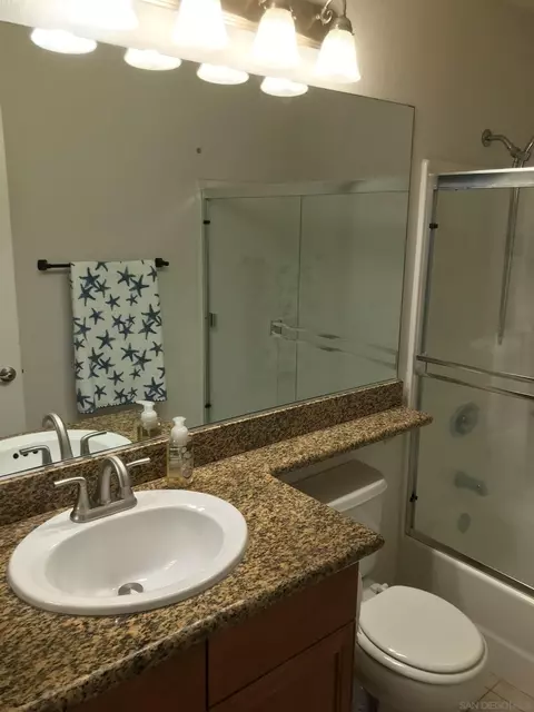 Bath - 1423 Graves Ave #111, El Cajon, CA 92021 photo 2 of 2