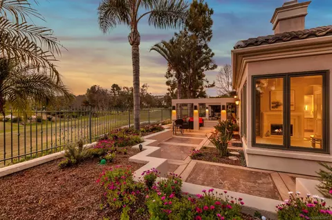 7279 Spoonbill Ln, Carlsbad, CA 92011
