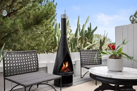 Exterior - 648 E Solana Cir, Solana Beach, CA 92075 photo 2 of 4