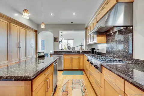 1010 Genter St #102, La Jolla, CA 92037 photo 13