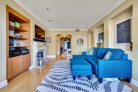 1010 Genter St #102, La Jolla, CA 92037 photo 5