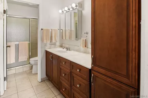 Bath - 5440 Baltimore Dr #173, La Mesa, CA 91942 photo 2 of 4