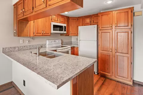 Kitchen - 5440 Baltimore Dr #173, La Mesa, CA 91942 photo 1 of 4