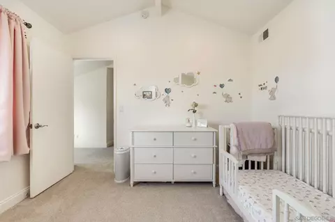 Bedroom - 135 Little Oaks Rd, Encinitas, CA 92024 photo 4 of 8