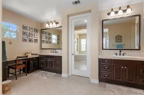 Bath - 6340 Montecito Dr, Carlsbad, CA 92009 photo 1 of 4