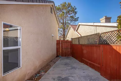 45702 Balmoral Ct, Lancaster, CA 93534 photo 30