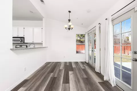45702 Balmoral Ct, Lancaster, CA 93534 photo 3
