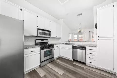 45702 Balmoral Ct, Lancaster, CA 93534 photo 8