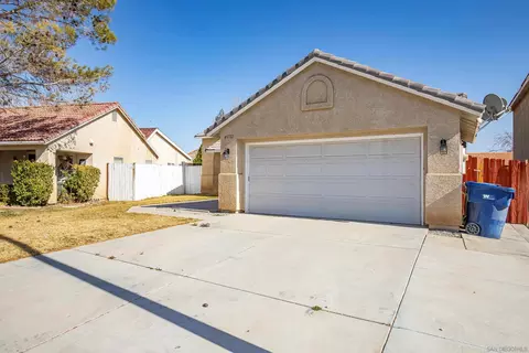 45702 Balmoral Ct, Lancaster, CA 93534 photo 23