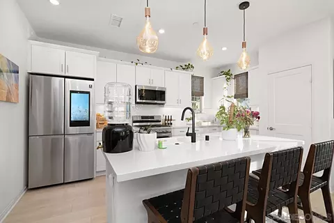 Kitchen - 1635 Fig Tree Way, Oceanside, CA 92056 photo 2 of 5