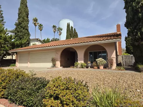 6437 Lake Arrowhead Dr, San Diego, CA 92119