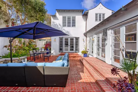 Exterior - 438 Sea Ln, La Jolla, CA 92037 photo 3 of 8