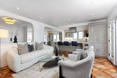 Living - 438 Sea Ln, La Jolla, CA 92037 photo 2 of 2