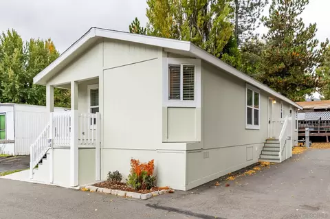 Exterior - 22899 Byron Rd #77, Crestline, CA 92325 photo 7 of 9