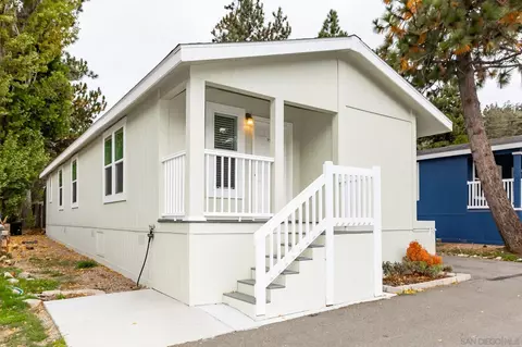 Exterior - 22899 Byron Rd #77, Crestline, CA 92325 photo 4 of 9