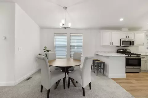 Dining - 22899 Byron Rd #77, Crestline, CA 92325 photo 2 of 4