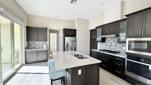 16750 Coyote Bush Dr UNIT 74, San Diego, CA 92127
