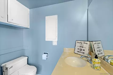 Bath - 831 E 3rd Ave UNIT 4, Escondido, CA 92025 photo 1 of 3