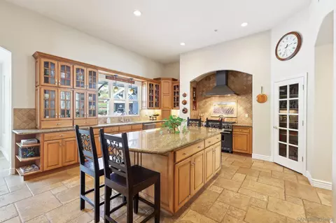 Kitchen - 17702 Old Winery Way, Poway, CA 92064 photo 2 of 5