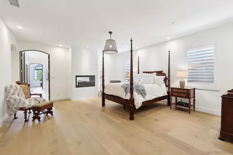 Bedroom - 17702 Old Winery Way, Poway, CA 92064 photo 1 of 6