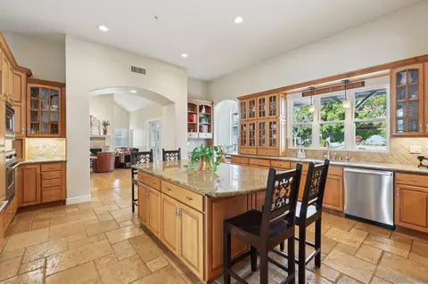 Kitchen - 17702 Old Winery Way, Poway, CA 92064 photo 4 of 5
