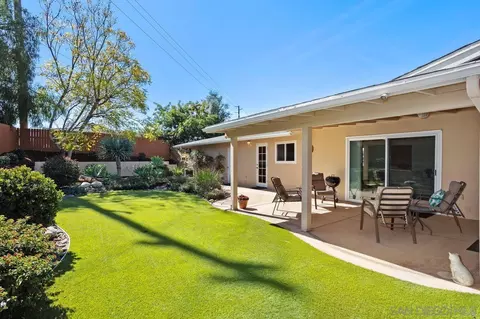 Exterior - 2830 Calmar Dr, Escondido, CA 92029 photo 12 of 15