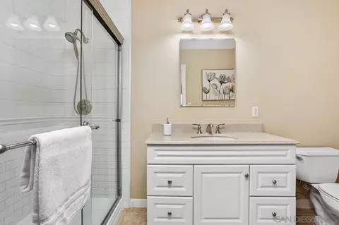 Bath - 2830 Calmar Dr, Escondido, CA 92029 photo 2 of 3