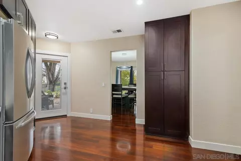 Entry Way - 1764 Arroyo Gln, Escondido, CA 92026 photo 1 of 1