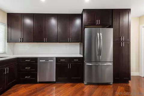 Kitchen - 1764 Arroyo Gln, Escondido, CA 92026 photo 2 of 4