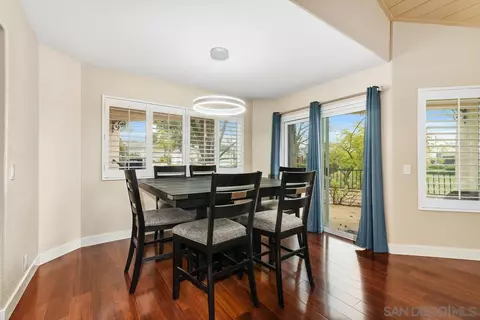 Dining - 1764 Arroyo Gln, Escondido, CA 92026 photo 2 of 2