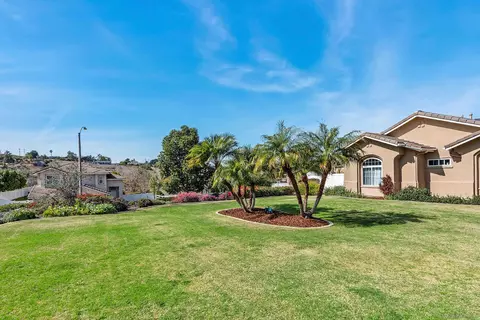 Exterior - 9806 Old Ridge Rd, Spring Valley, CA 91977 photo 5 of 16