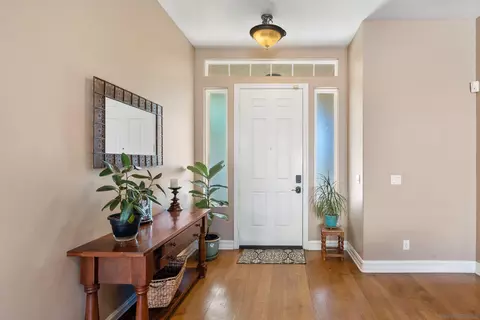 Entry Way - 9806 Old Ridge Rd, Spring Valley, CA 91977 photo 2 of 5