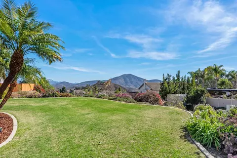 Exterior - 9806 Old Ridge Rd, Spring Valley, CA 91977 photo 4 of 16