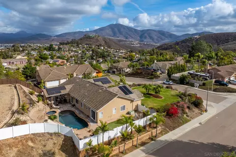 View/Area - 9806 Old Ridge Rd, Spring Valley, CA 91977 photo 6 of 9