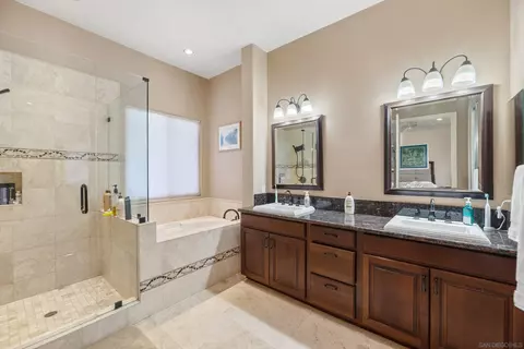 Bath - 9806 Old Ridge Rd, Spring Valley, CA 91977 photo 2 of 4