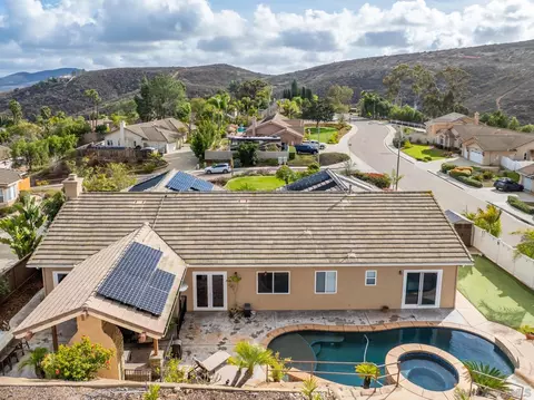 View/Area - 9806 Old Ridge Rd, Spring Valley, CA 91977 photo 5 of 9