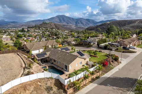 View/Area - 9806 Old Ridge Rd, Spring Valley, CA 91977 photo 8 of 9